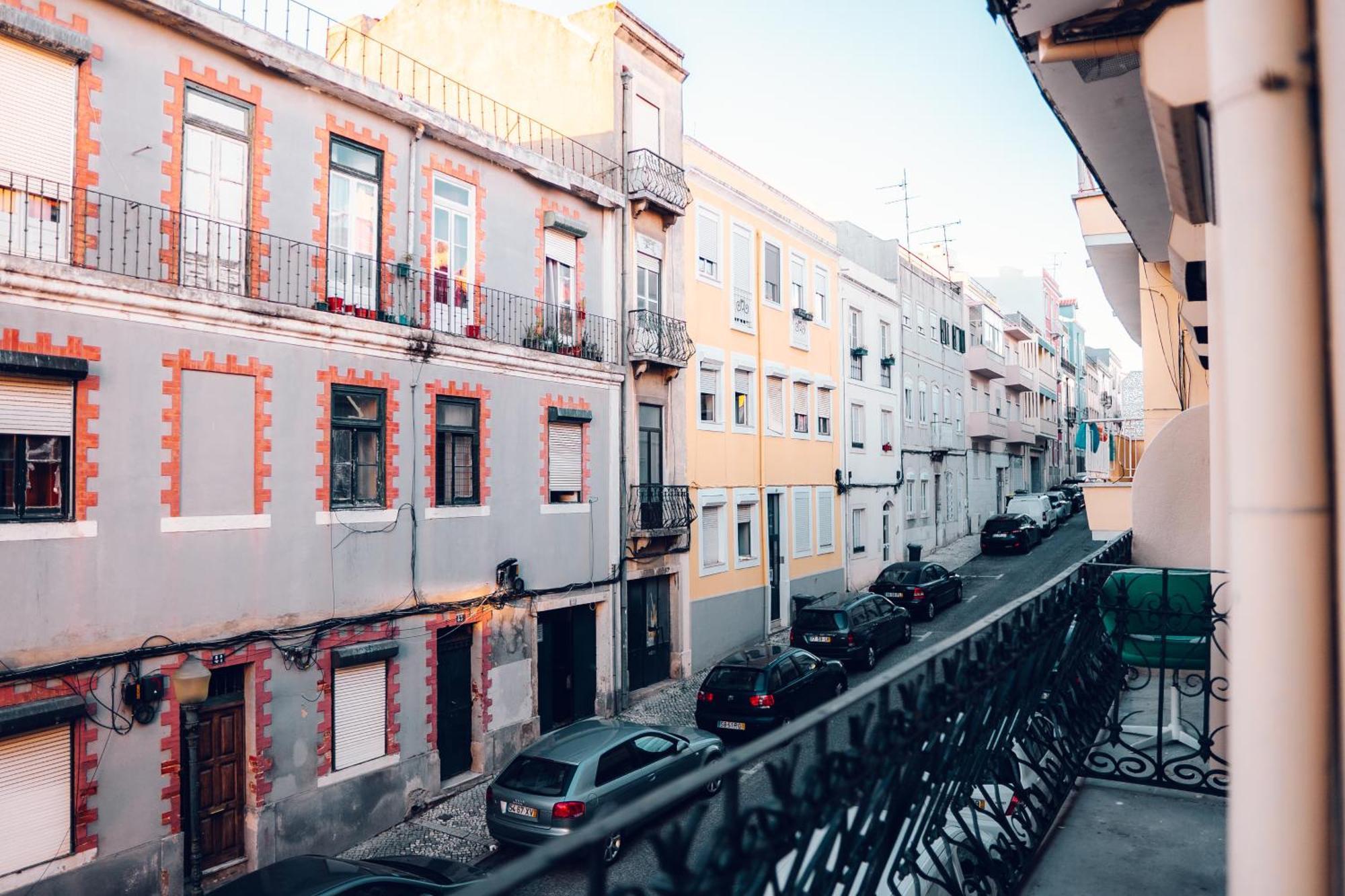 Guest House Arroios Rooms Lisbon Exterior photo